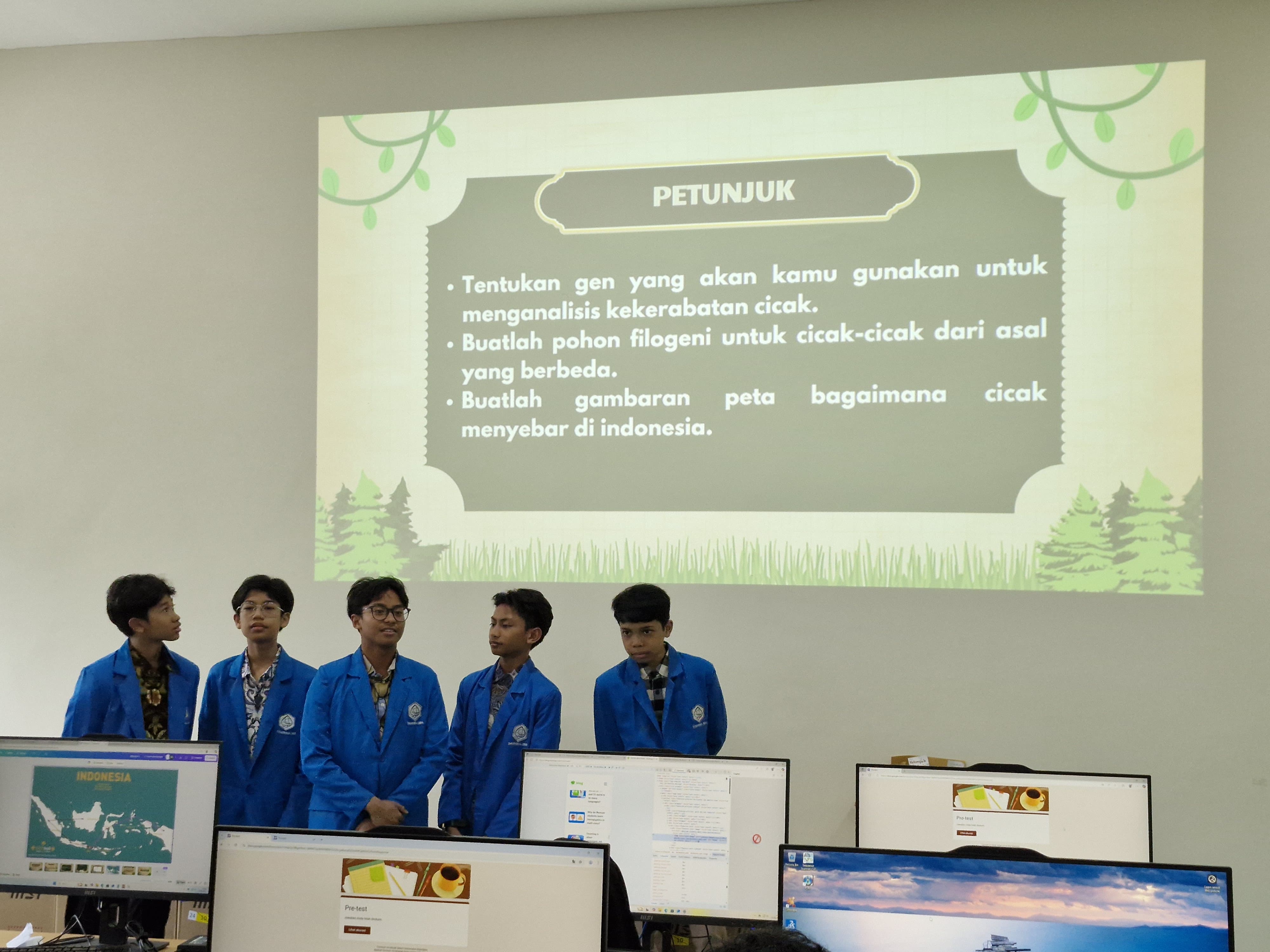 Mengenal Bidang Bioinformatika Sedari Dini, Santri Thursina IIBS Antusias Ikuti Workshop